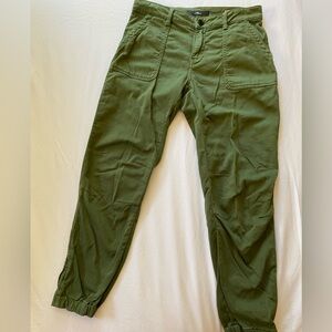 Mavi Ivy Mid Rise Slim Cargo Pants in Green Women's 30